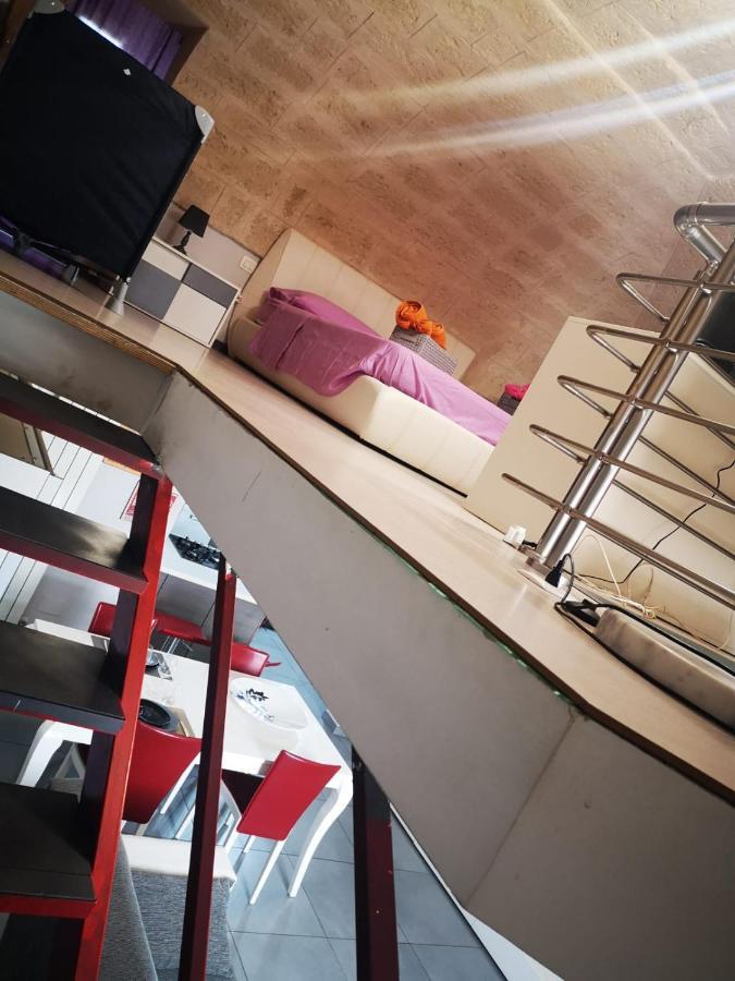 Metro Casa Vacanze Brindisi Ngoại thất bức ảnh